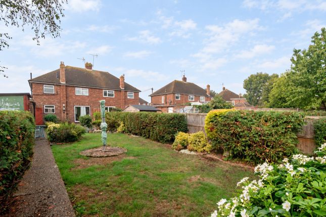 12, Edgar Close, Kent photo 4