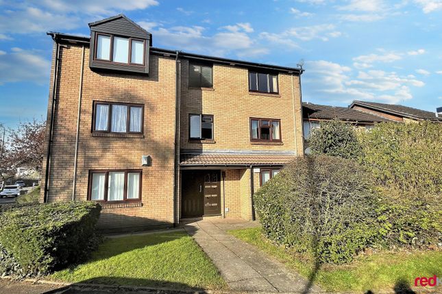 1-bed flat on 57, Oxwich Close, Oxwich Close, £800/mo