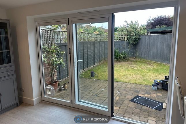 Carrington Crescent, Wendover, Aylesbury photo 5