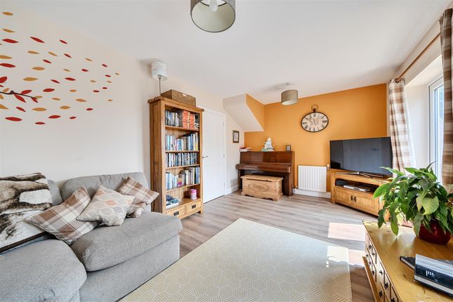 4, Winterborne Meadows, Blandford Forum photo 3