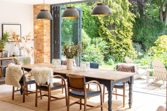 Breakfast Room