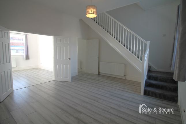 15, Darwin Street, Sunderland photo 4