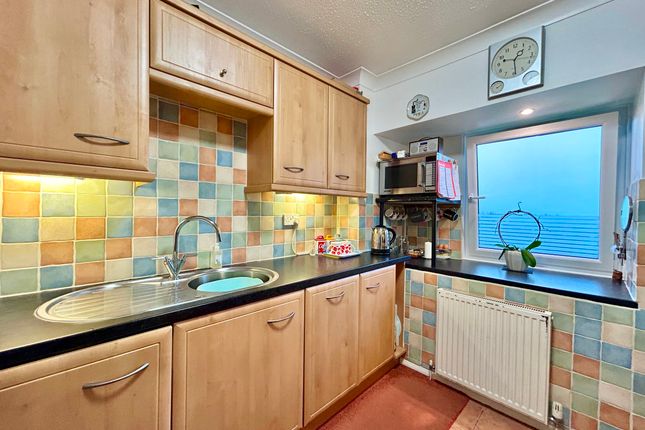 7B Matthews Court, Exeter photo 4
