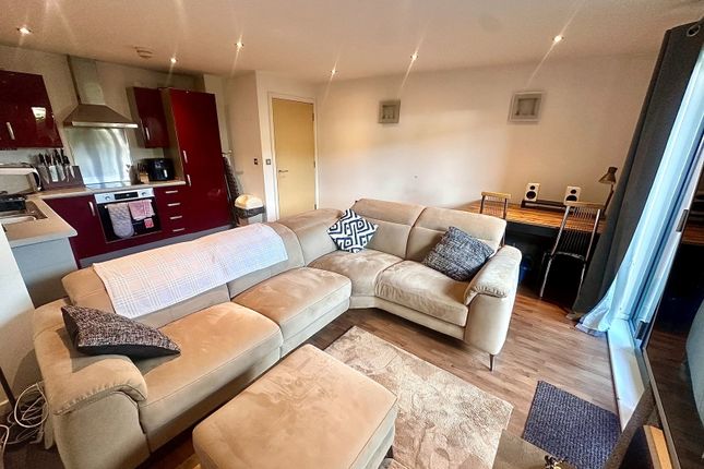 South Quay,Apartment 7, Kings Road, Swansea photo 3