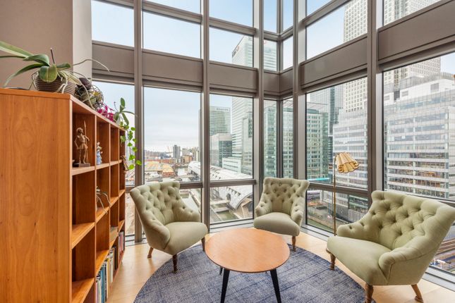 Flat for sale in West India Quay, 26 Hertsmere Road