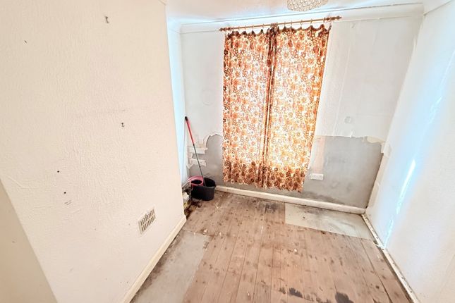 19 Blackburn Street, Workington photo 2
