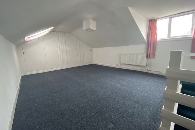 16B Old Mill Road,, Plumstead, London photo 3