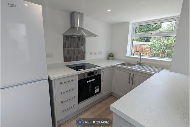 Seymour Drive, Ellesmere Port photo 3