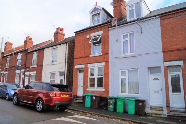 End terrace house to rent in Sturton Street, Nottingham
