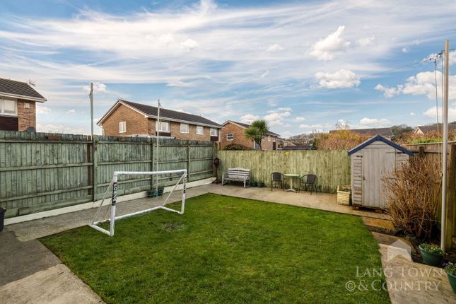 1, Hogarth Close, Plymouth photo 2