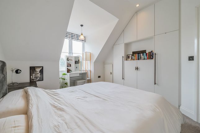 Flat 9, Creffield Lodge, 2-4, Creffield Road, London photo 4