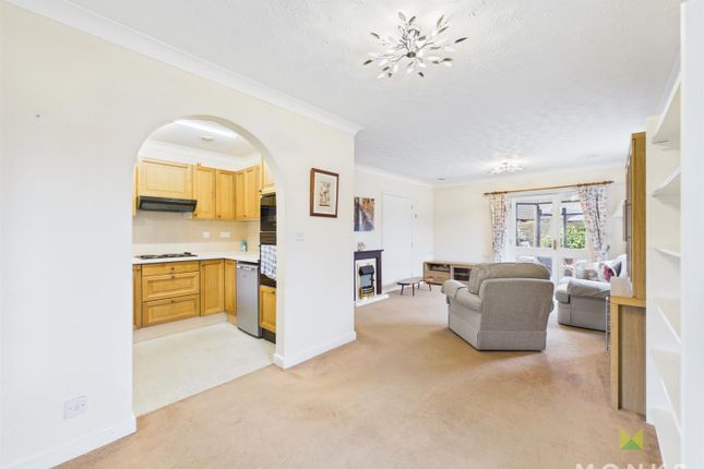 17 Meadowbrook Court, Twmpath Lane, Oswestry photo 4