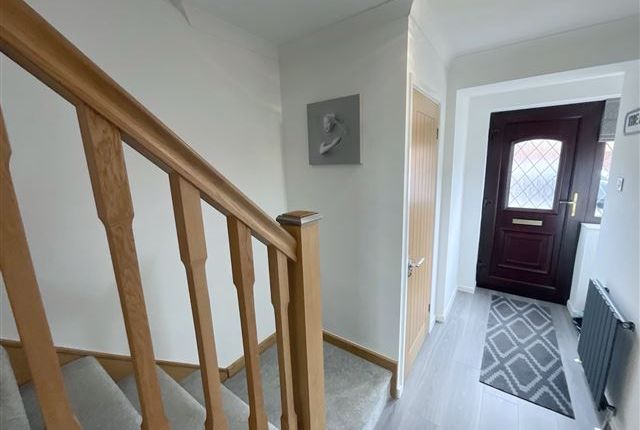 46, Skipton Road Swallownest, Sheffield photo 2