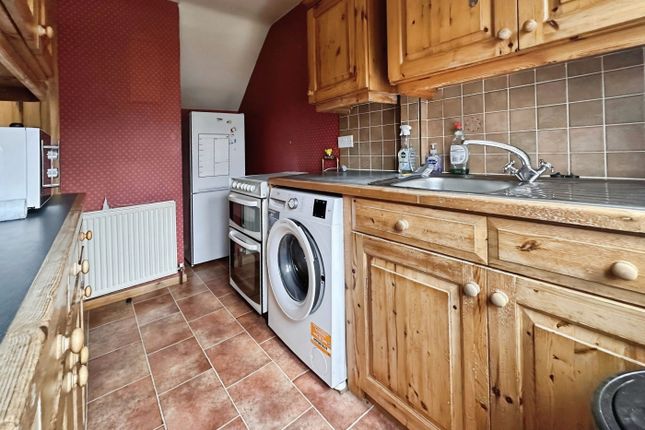 31, Club Lane, Leeds photo 4