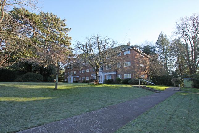 Flat for sale in Benellen Avenue, Westbourne, Bournemouth