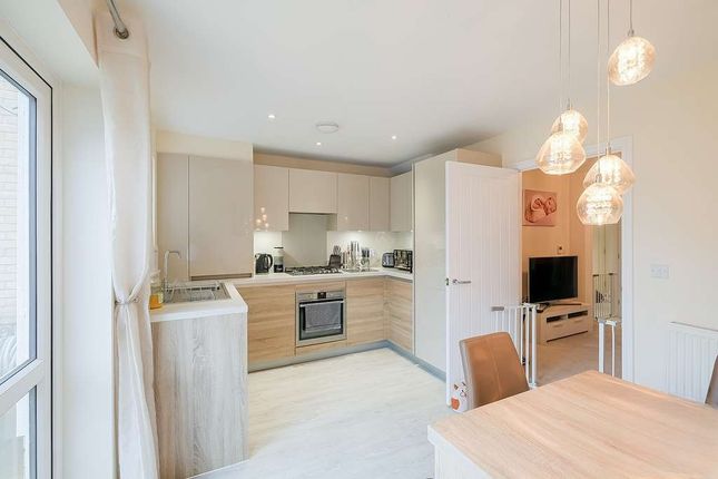4 Ashtree Walk, Chigwell photo 5