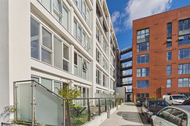 310 Airpoint, Skypark Road, Bristol photo 4