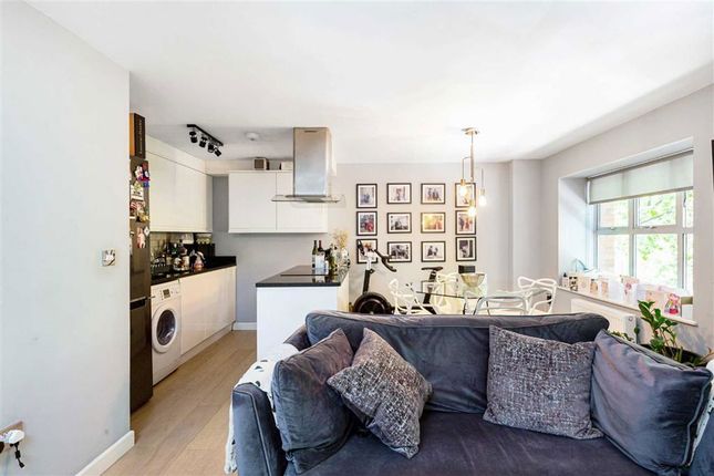 Flat 7, 168, Tower Bridge Road, London photo 4