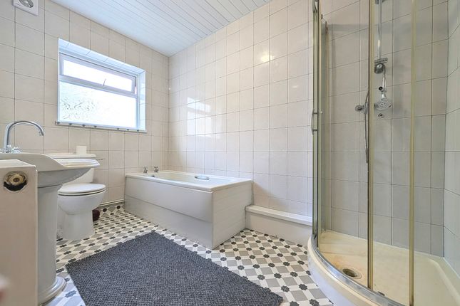 7, Pontypridd Road, PORTH photo 5
