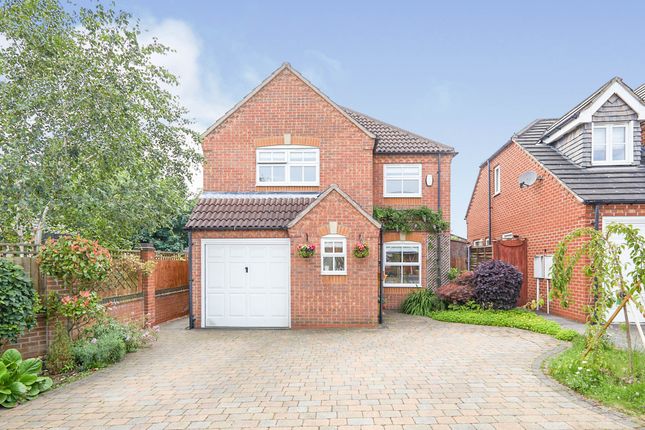 Thumbnail Detached house for sale in Skinners Way, Midway, Swadlincote