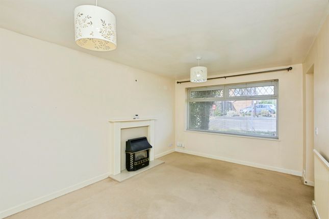 29, Leslie Close, Derby photo 4