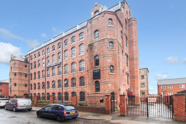 Thumbnail Flat for sale in Russell Street, Nottingham