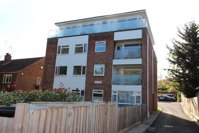 Thumbnail Flat to rent in Stuart Court, Whitehall Road, North Chingford