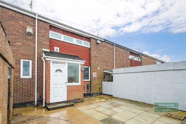 Terraced house for sale in Dulverton Close, Bransholme, Hull