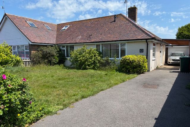 2-bed house on 12 Tythe Barn Road, Selsey, £300,000