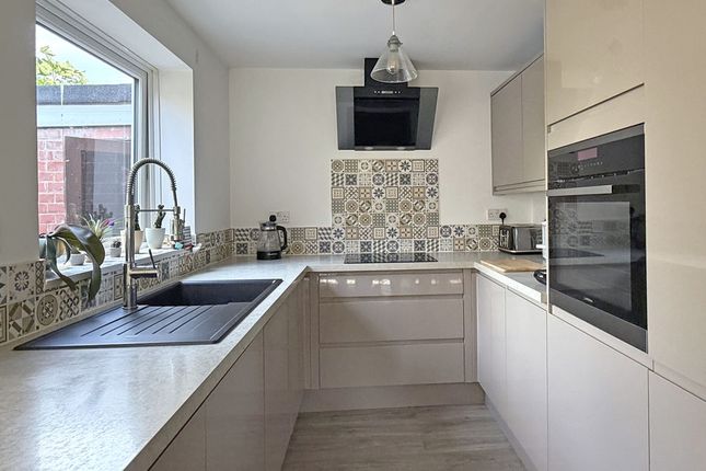 2b, Brook Lane, Sidmouth photo 3