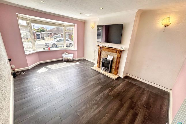 70, Worcester Way, Newcastle upon Tyne photo 4