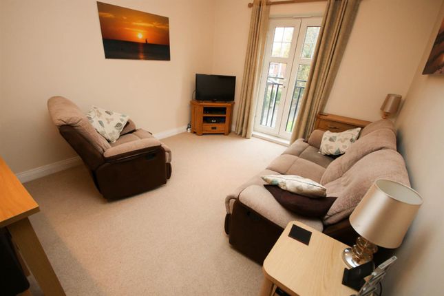 2 Bed Flat For Sale In Ellesmere Green Monton Road Monton M30