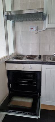 Flat to rent in Elmdale Street, Belgrave, Leicester