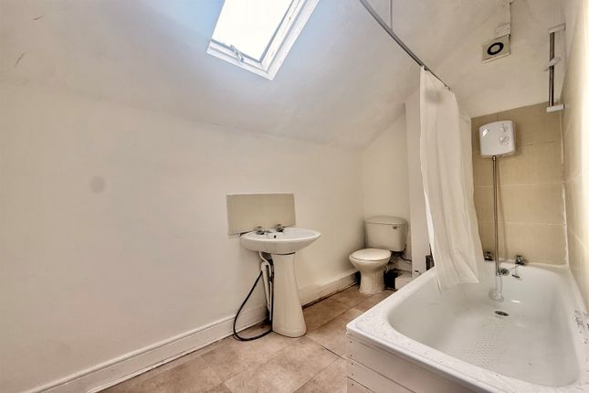 39, Flat 5, Clarendon Road, Manchester photo 5