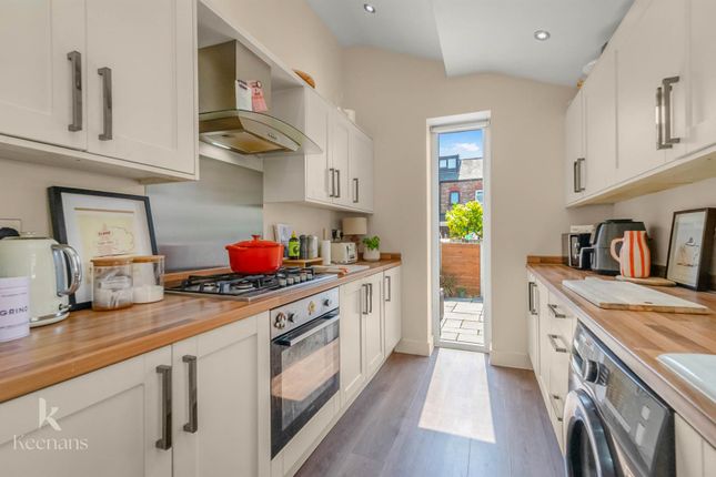 40, Light Oaks Road, Salford photo 4