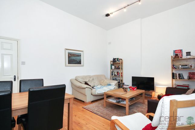 Flat 12 Addison Court, 2-4, Brondesbury Road, London photo 3