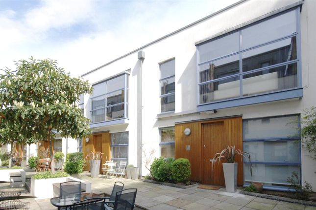 Dunworth Mews, London photo 4