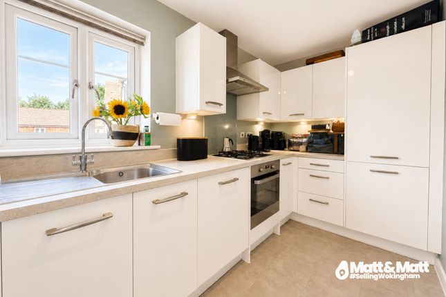 17, Beechey Place, Wokingham photo 4