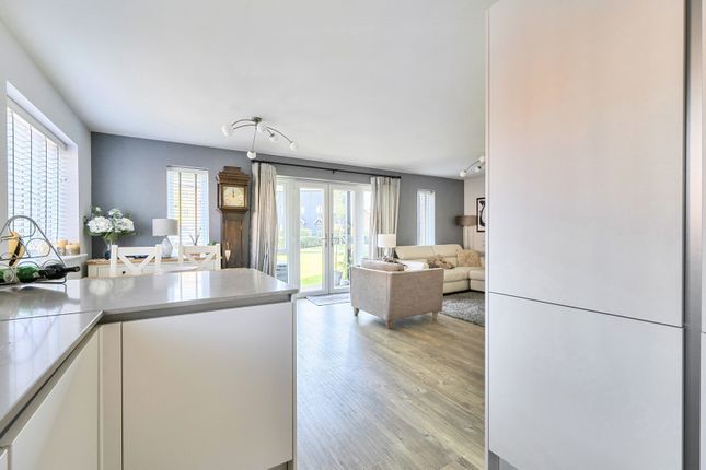 2, Barnsletts, Henley-on-Thames photo 5