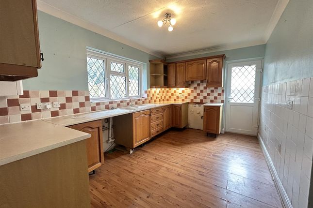 Detached bungalow for sale in The Willows, Sea Street, Herne Bay