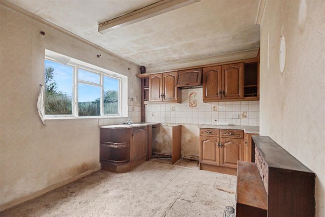 40, Rowsley Avenue, Nottingham photo 3