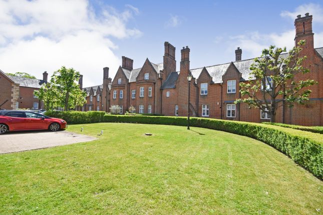 Thumbnail Flat for sale in Grey Lady Place, Billericay