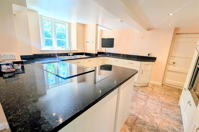 Stone House, Leominster photo 4