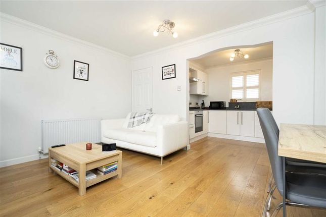 Flat for sale in Haberdasher Street, London