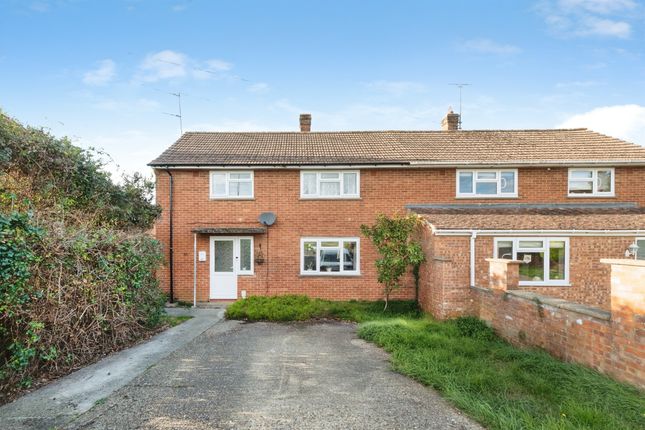 3-bed semi-detached on Western Avenue, Buckingham, £290,000