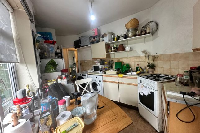 Flat 19 Ryefield Court, Joel Street, Northwood photo 2