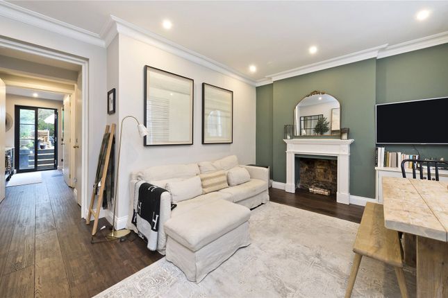 Flat for sale in Durham Terrace, Notting Hill, London