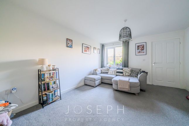 115 Stowmarket Road, Ipswich photo 2