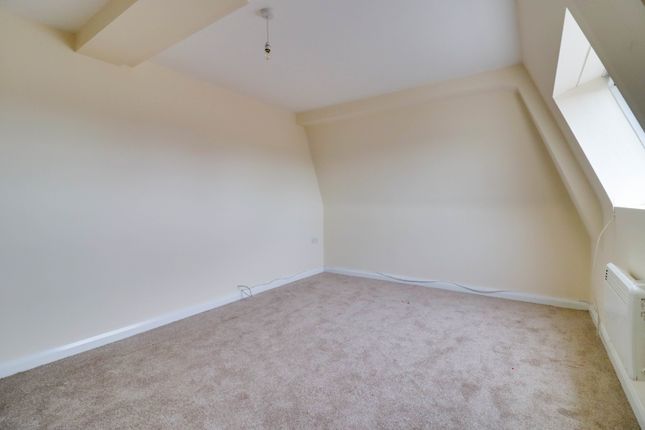 32B, Junction Road, Wigston photo 5