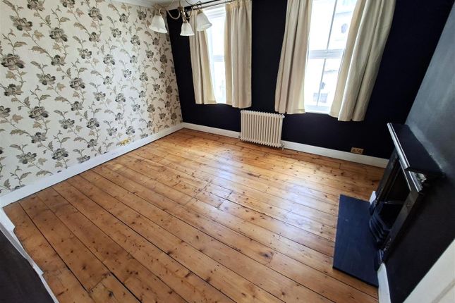 8, Langdon Road, Rochester photo 4